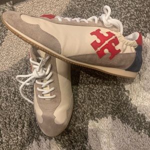 Tory Burch Sneaker women size 9, runs small